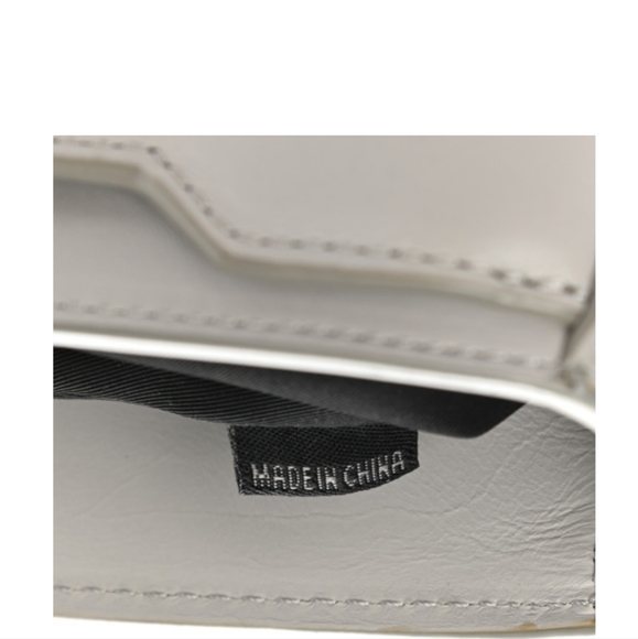 🌸ALEXANDER WANG Calfskin Small Lia Sling Crossbody Pale Gold Hardware - Picture 9 of 12